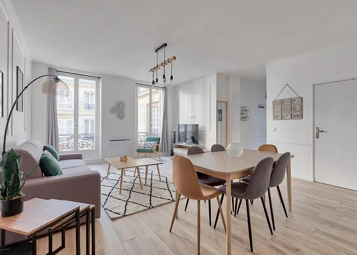 AH DROITE Gorgeous apartment Champs Elysées - 6P
